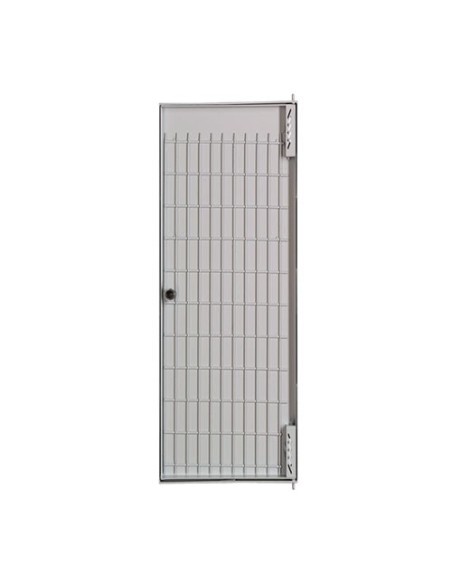 Puerta metálica panelable luz 420x1250mm de exterior.