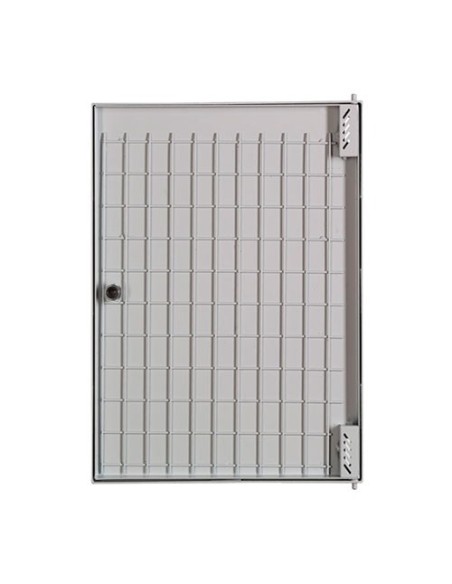 Puerta metálica panelable luz 700x1000mm de exterior.