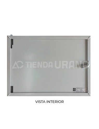 Puerta metálica panelable luz 700x1000mm de exterior.