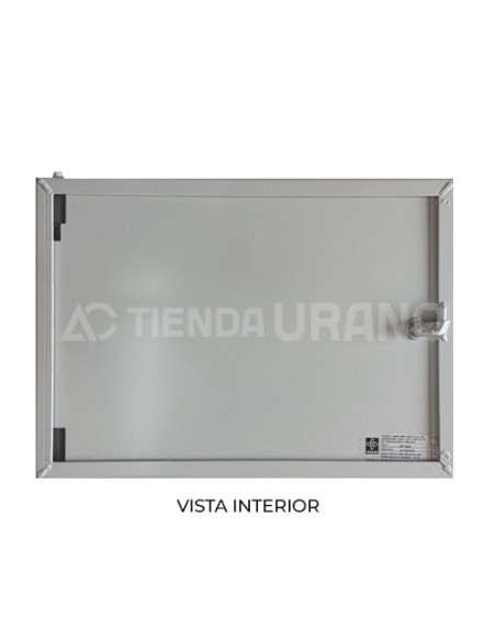 Puerta metálica panelable luz 750x1000mm de exterior.